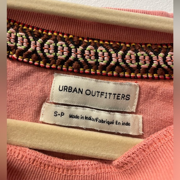 Patchwork Crop Top - Picture 16 of 16